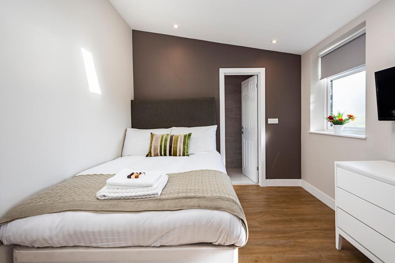 South Woodford 2 Bed En-Suite House London Eksteriør billede