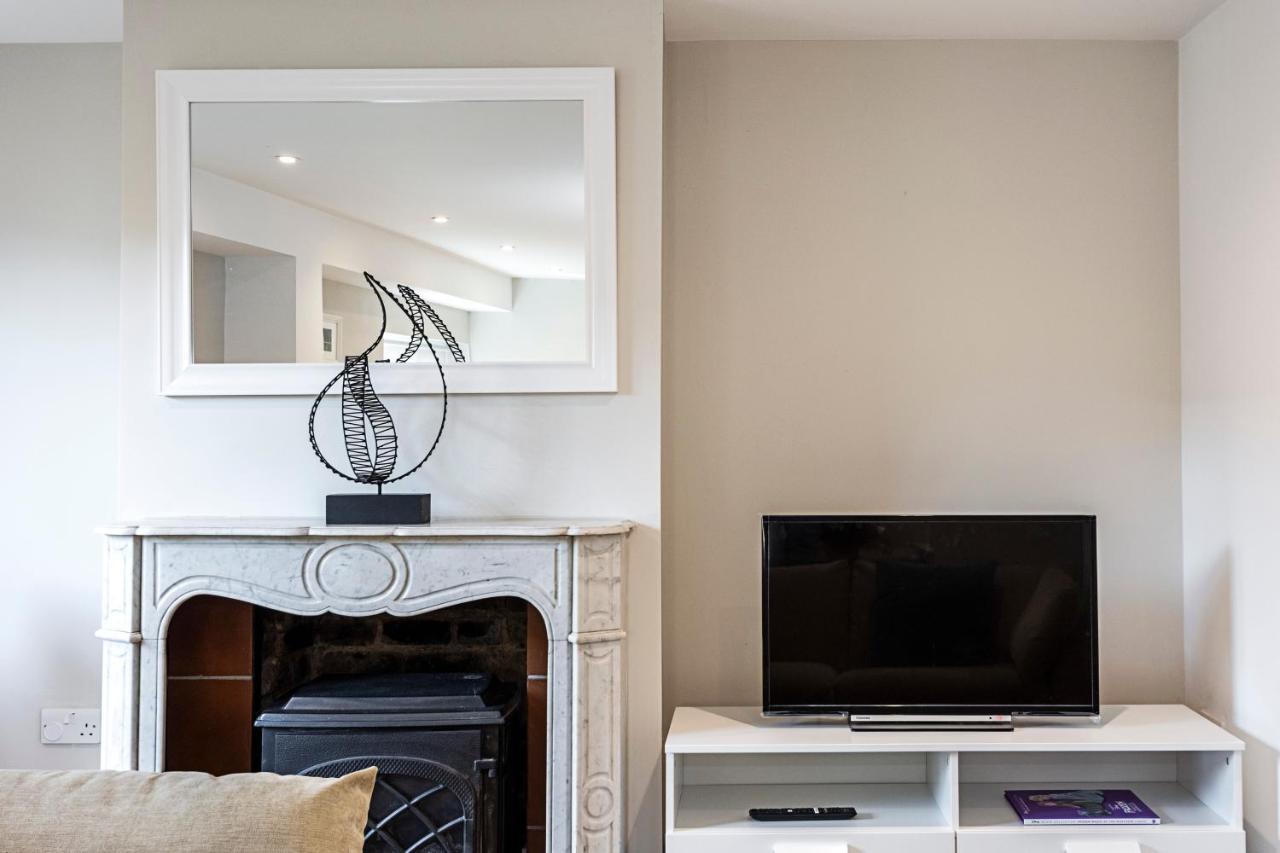 South Woodford 2 Bed En-Suite House London Eksteriør billede